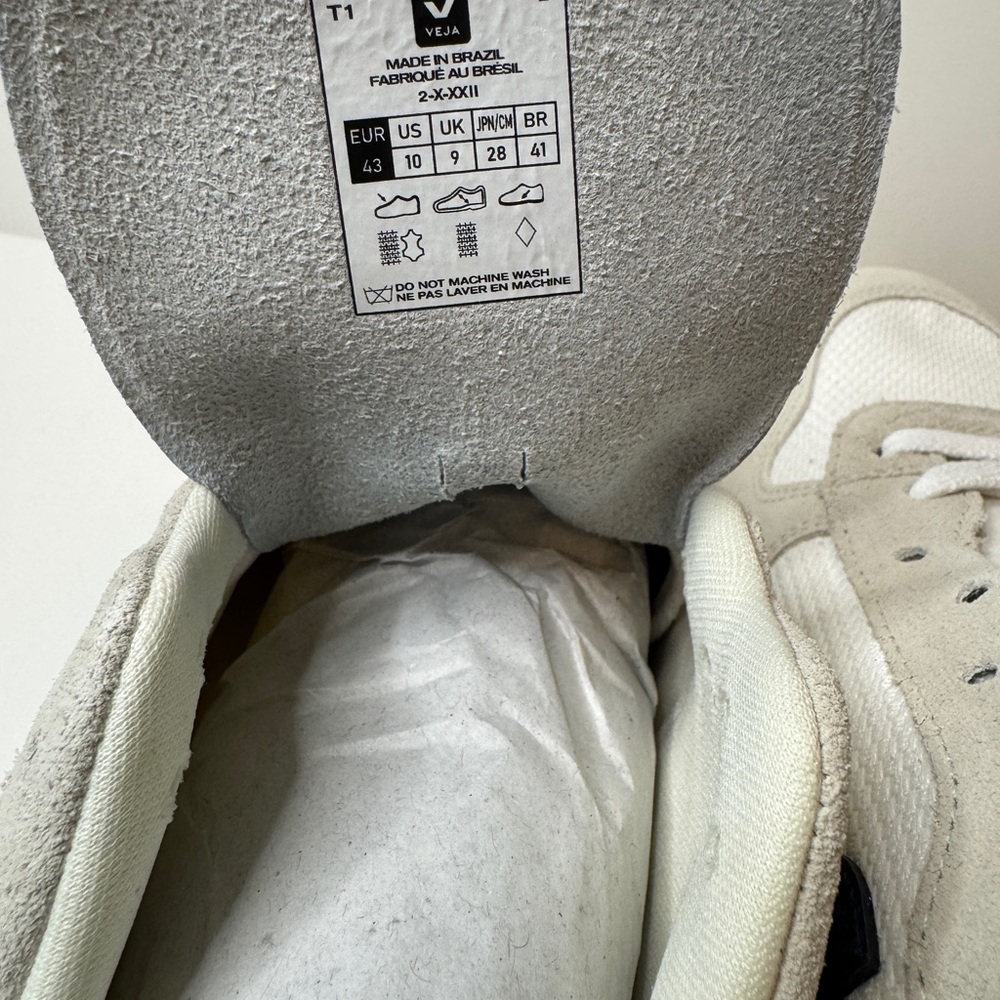 Veja Men's V-10 B-Mesh Sneakers Size 10 US - Picture 10 of 10
